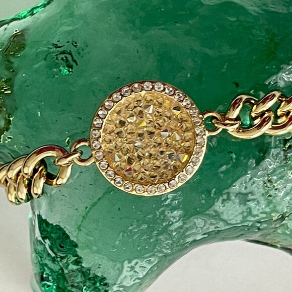 Aura Swarovski Crystal 18kt GP Medallion Link Bracelet New In Box - Picture 2 of 11